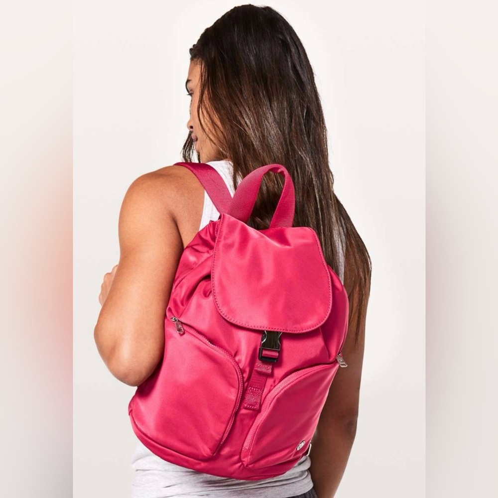 Lululemon Carry Onward Rucksack Mini Backpack *9L Fuchsia Pink
